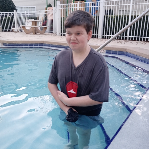 Meet your Posher, Wendy - Picture 2 of 10